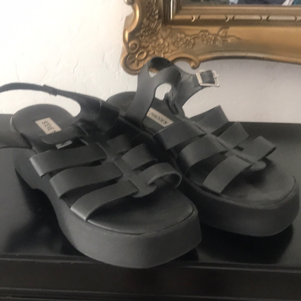 Steve Madden Black Platform Strap Sandals